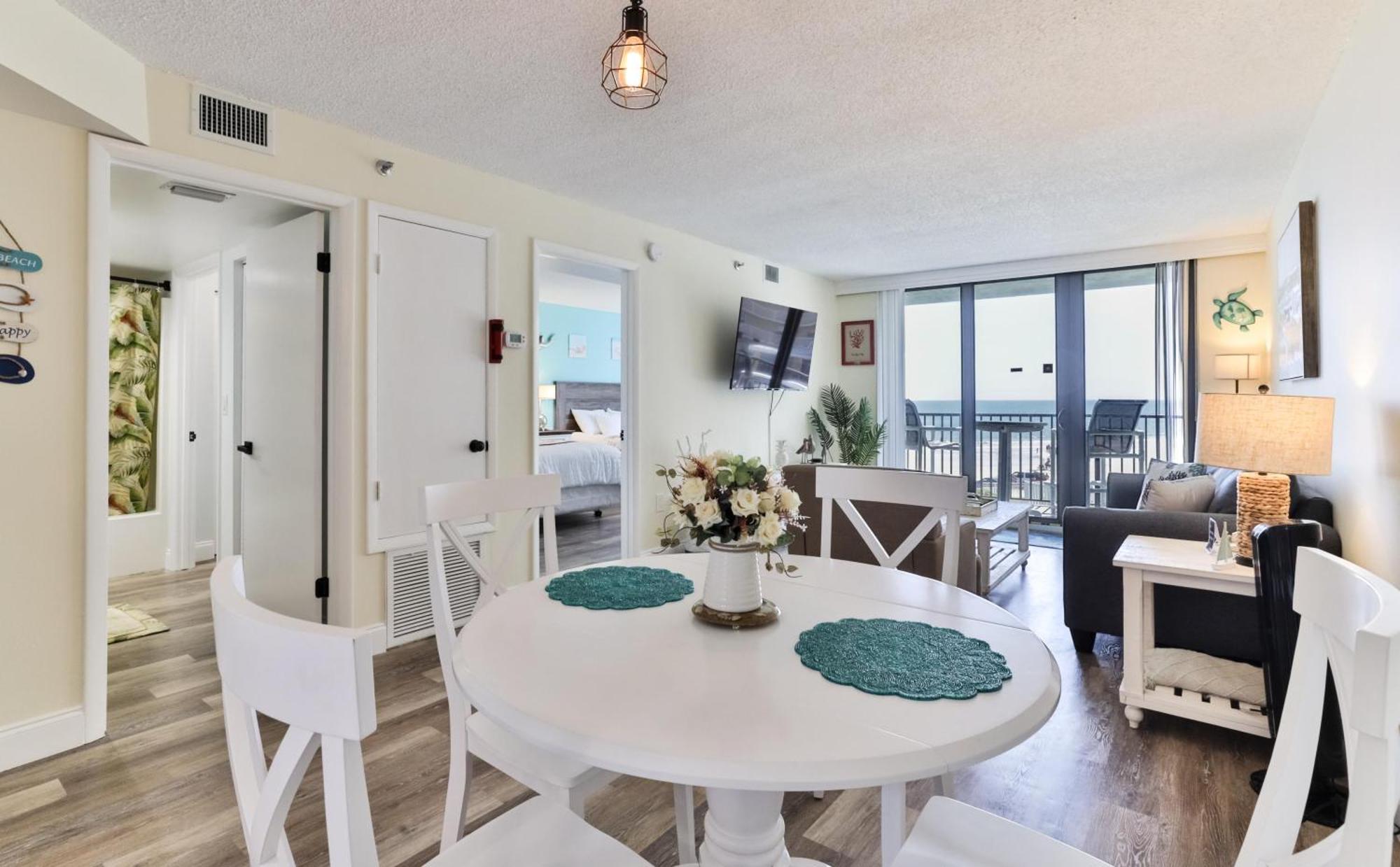 1 Bedroom -1 Bath With Ocean Views At Ocean Trillium 302 New Smyrna Beach Exterior photo